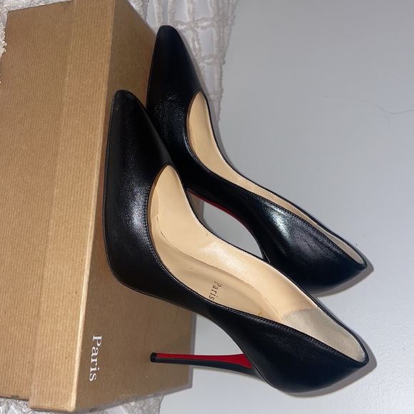 Christian louboutin heels - Picture 2 of 11